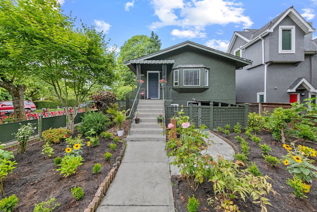 3099 6th Avenue W