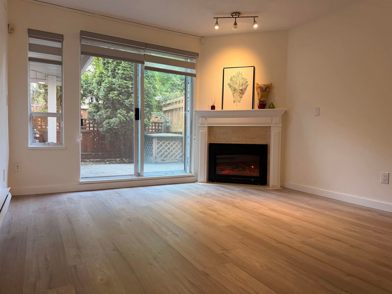 7184 Stride Avenue #5, Burnaby, British Columbia