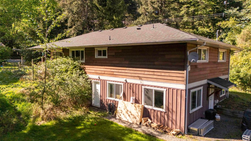 1335 Eagle Cliff Road