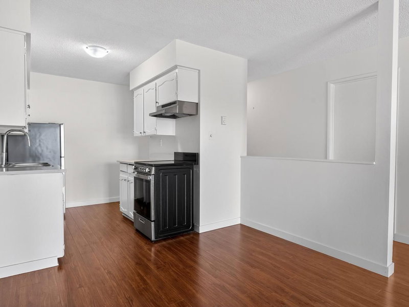 310 - 170 4th Street W