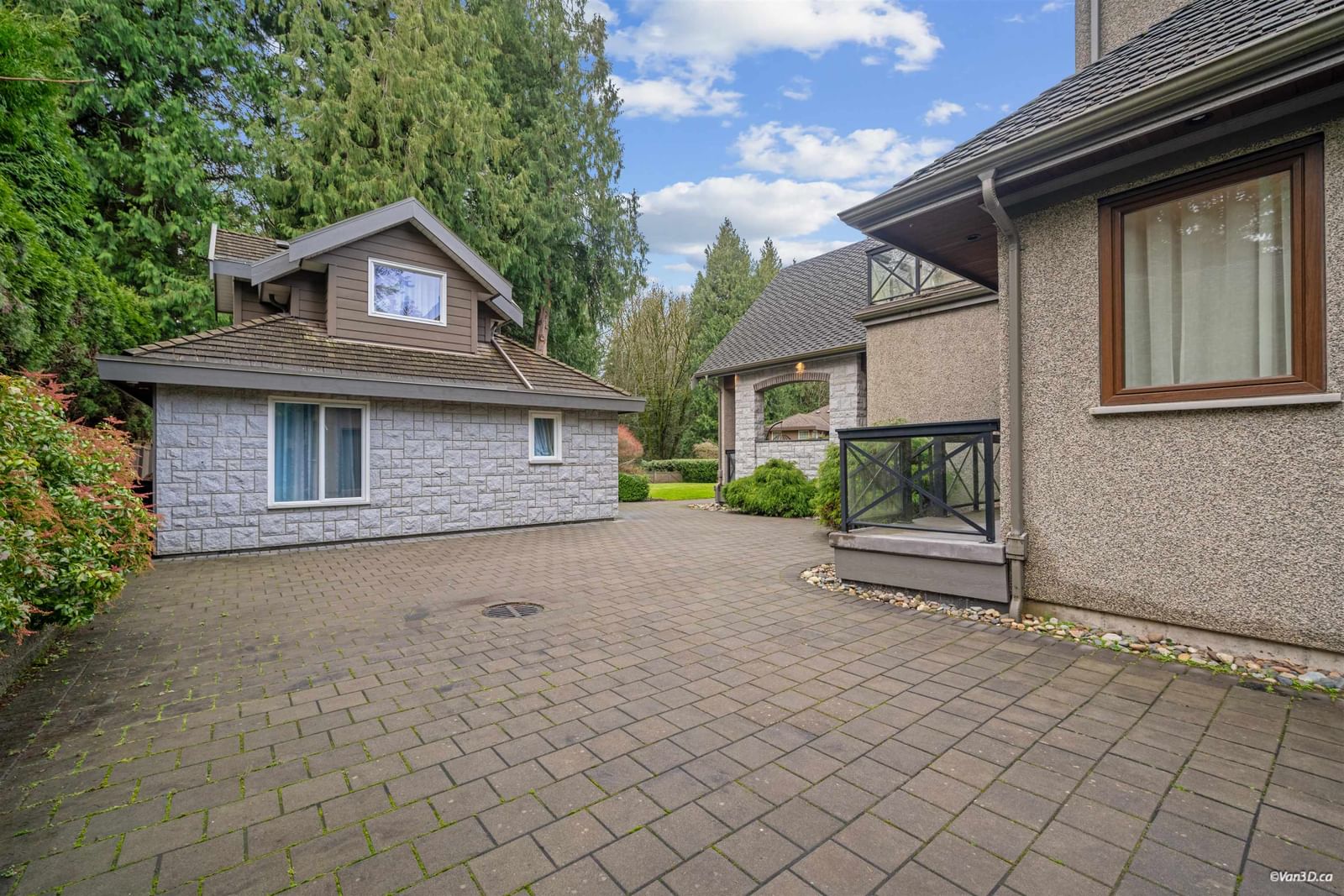 Listing Image 34