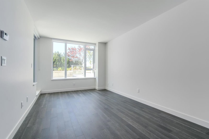 601 - 7468 Lansdowne Road