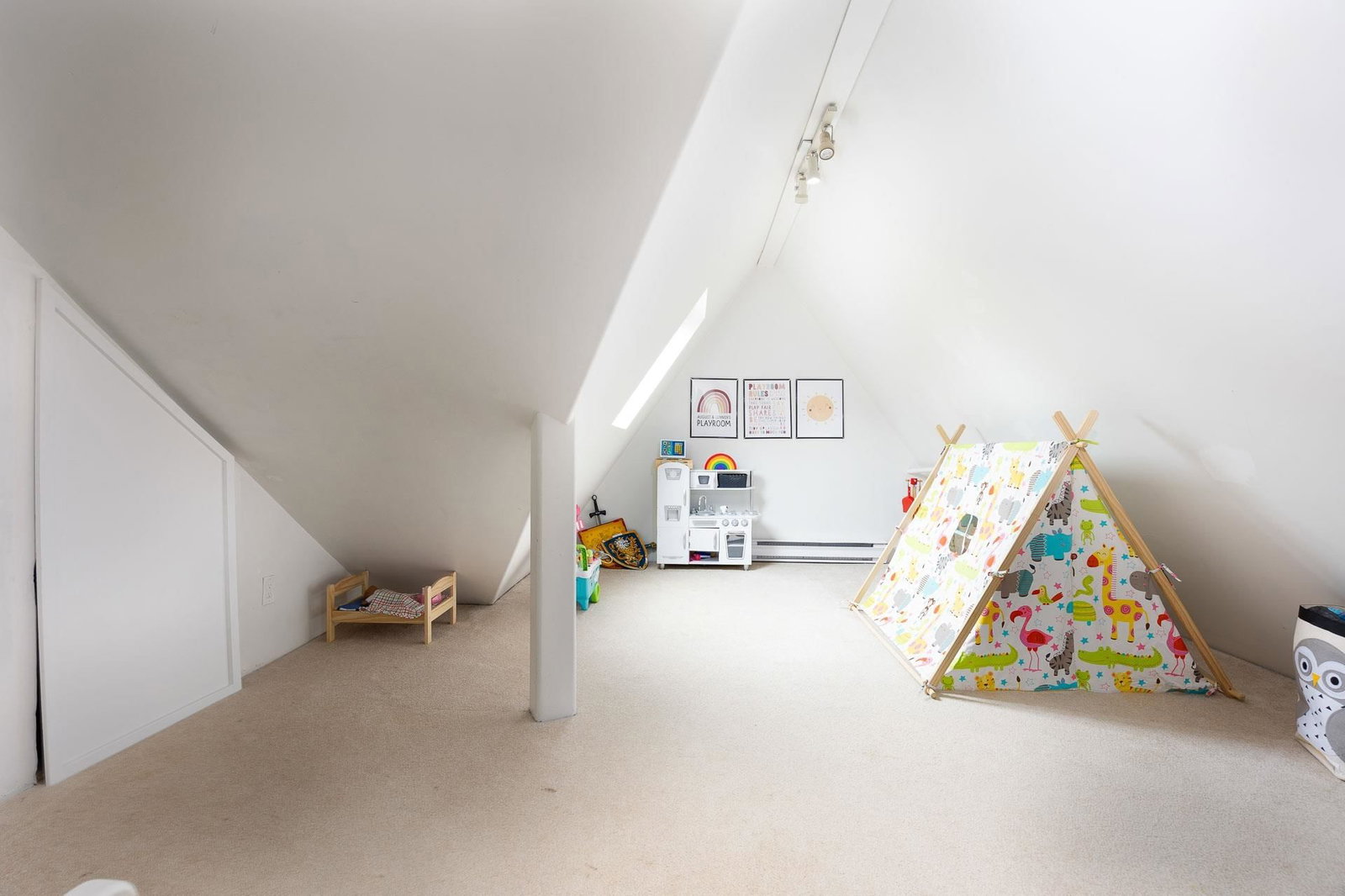 Listing Image 20