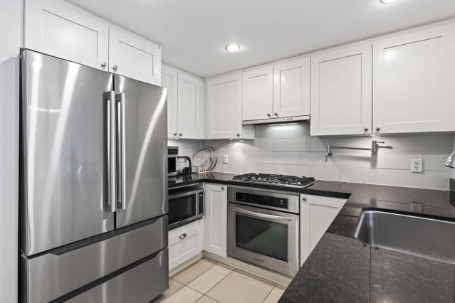 208 - 9373 Hemlock Drive