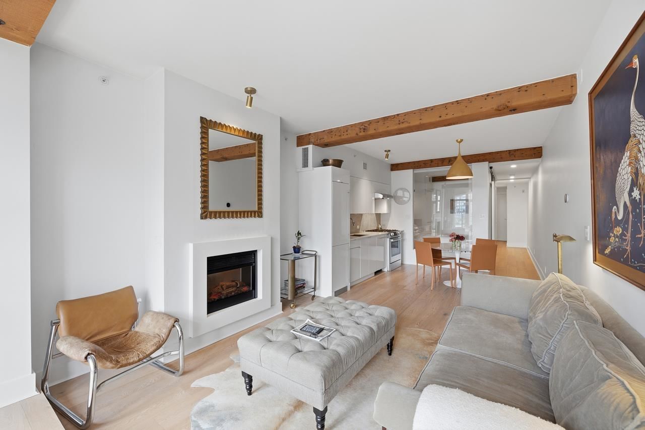 Listing Image 9
