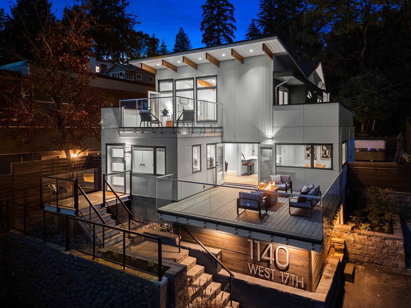 1140 17 Street W, North Vancouver, British Columbia