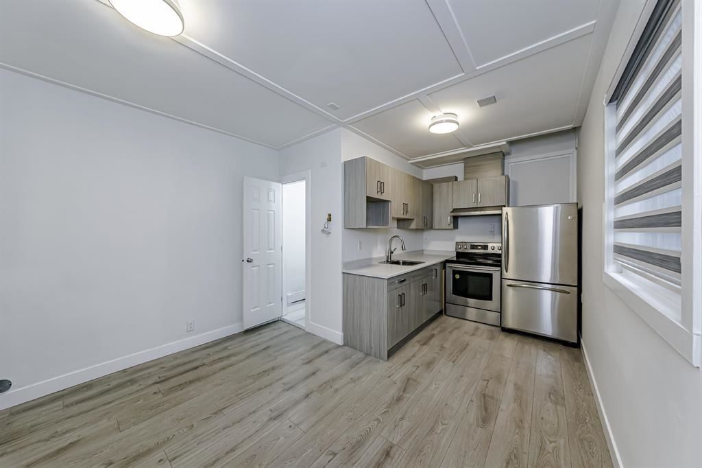 Listing Image 14