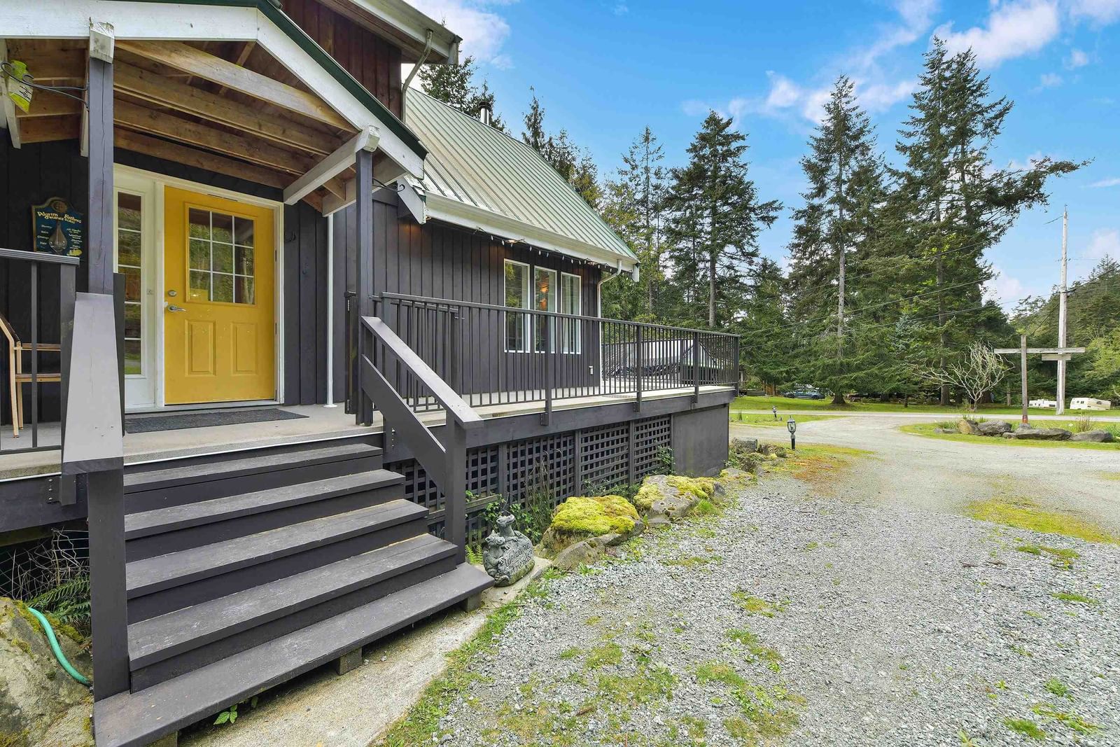Listing Image 4