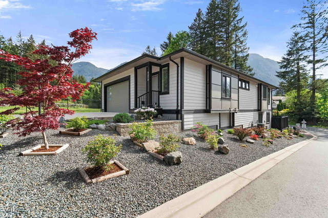 13 - 21196 Kettle Valley Road