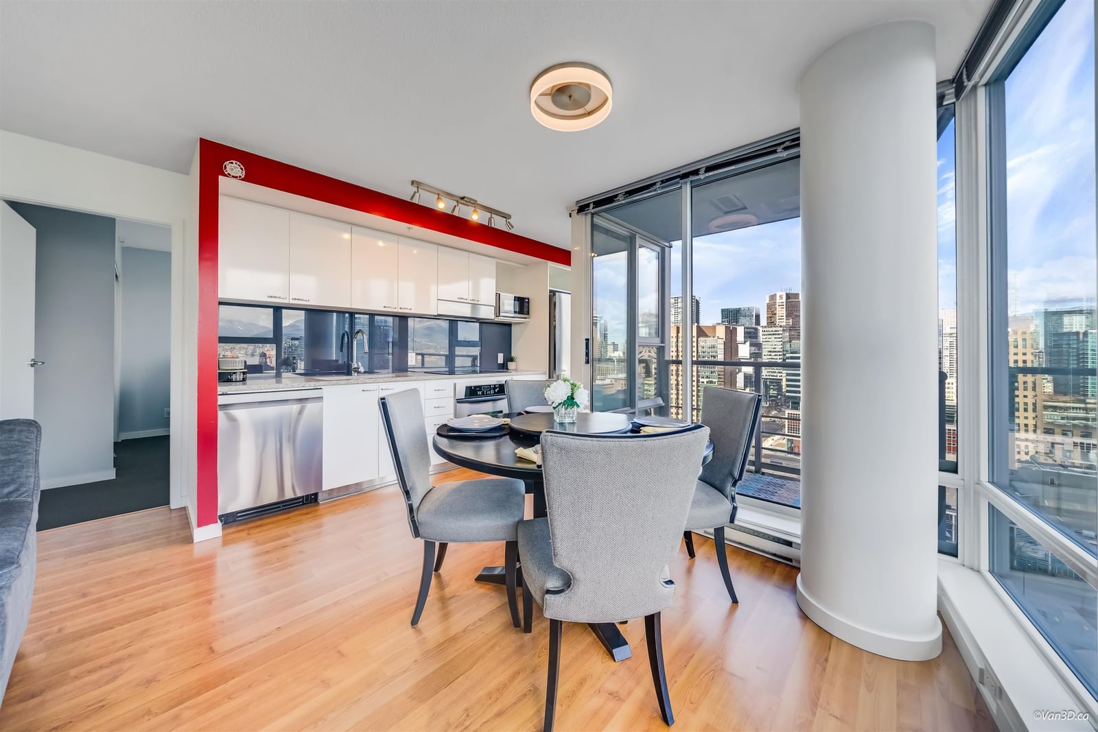 Listing Image 15