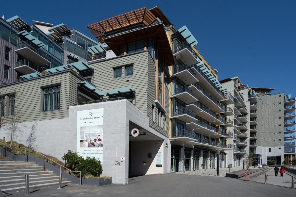 Listing Image 6