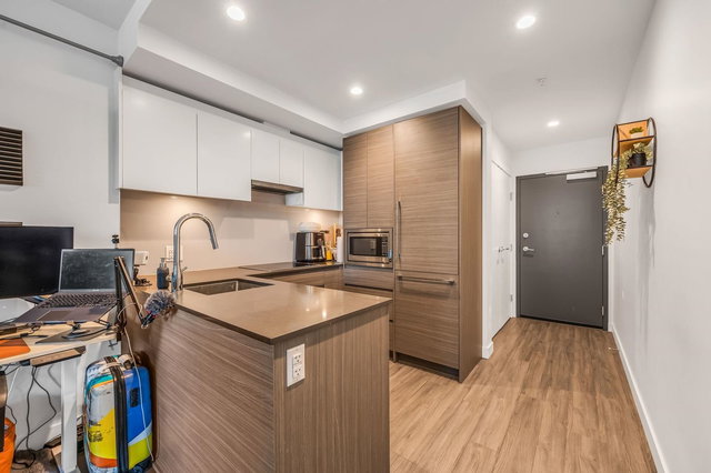 705 - 13615 Fraser Highway