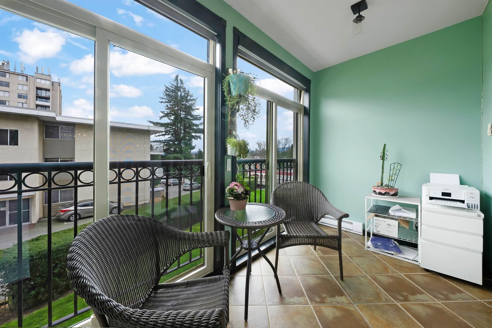 Listing Image 14
