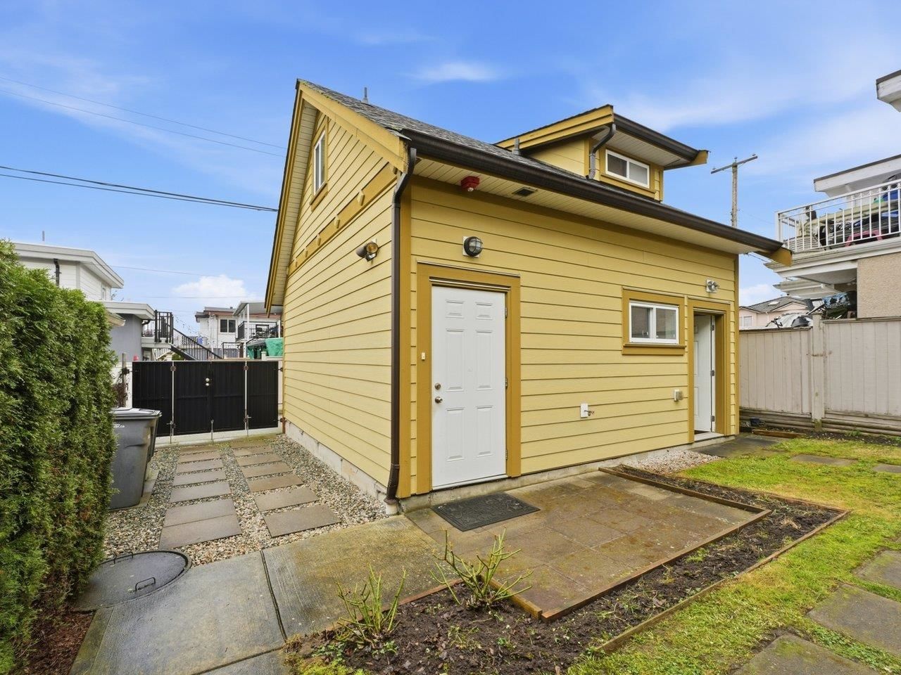 Listing Image 33