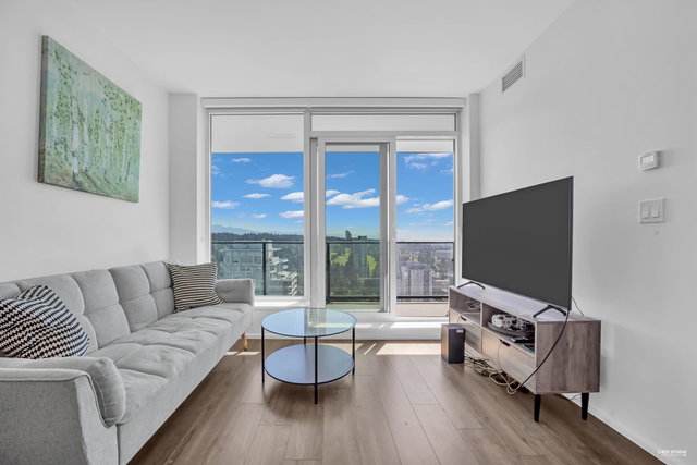 3302 - 3809 Evergreen Place