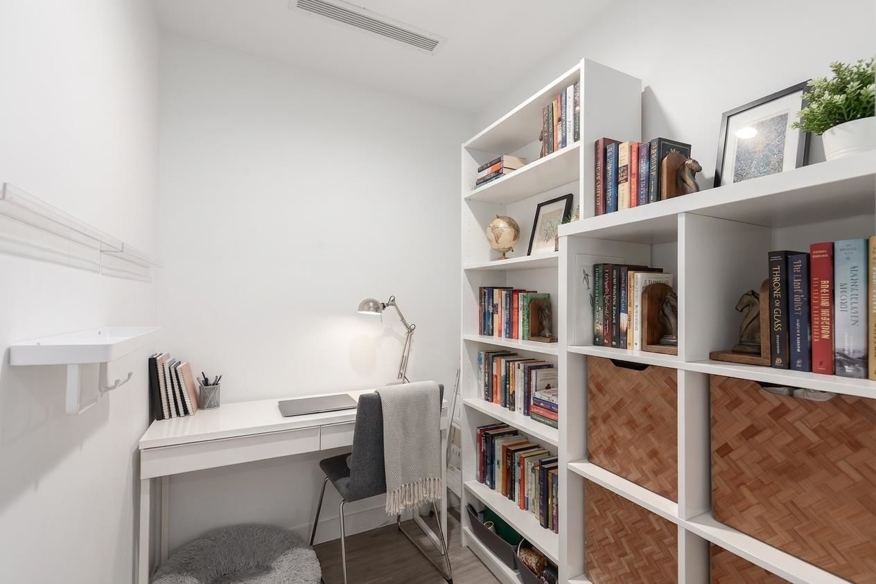 Listing Image 15