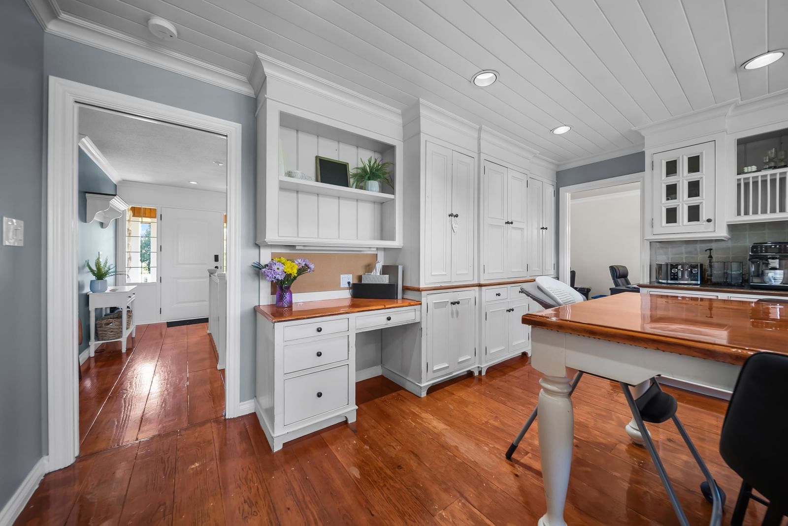 Listing Image 14