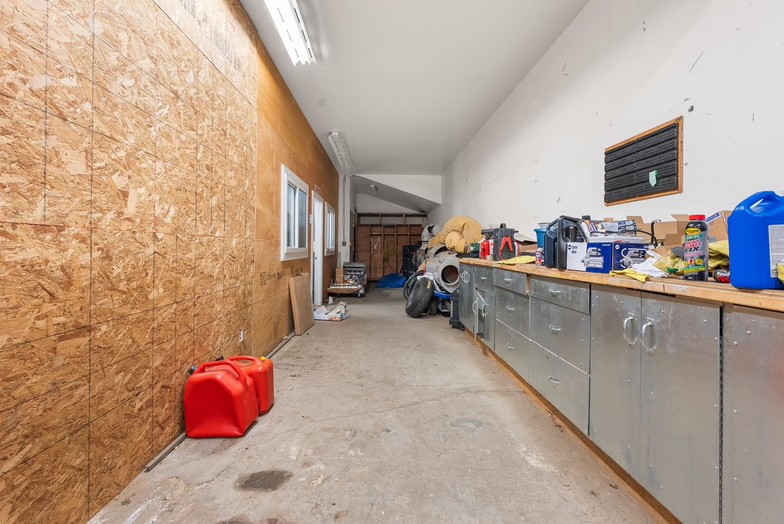 Listing Image 28