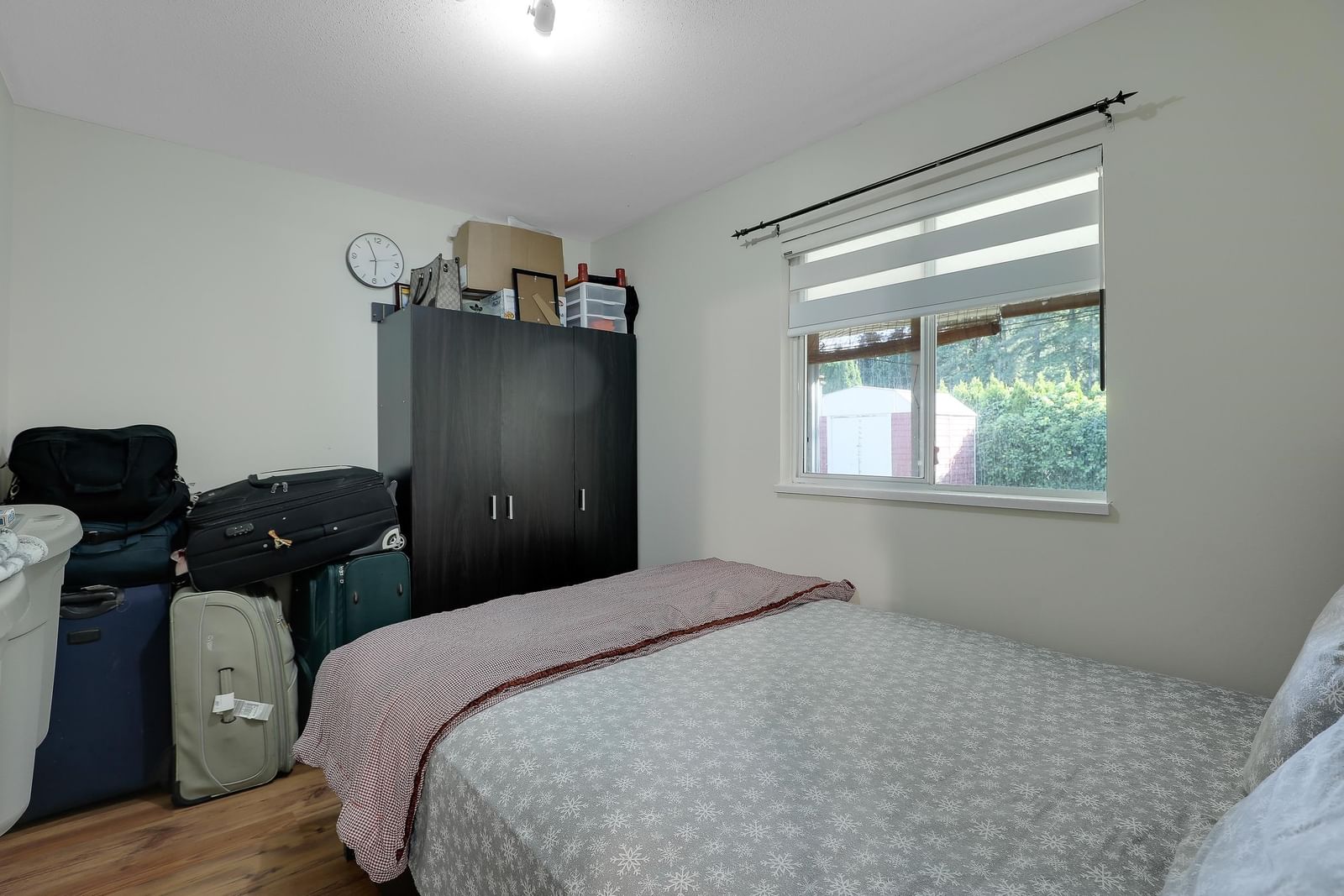 Listing Image 33