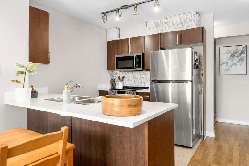 2506 - 1178 Heffley Crescent