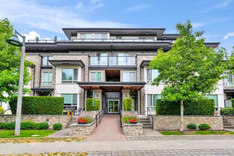 7478 Byrnepark Walk #103, Burnaby, British Columbia