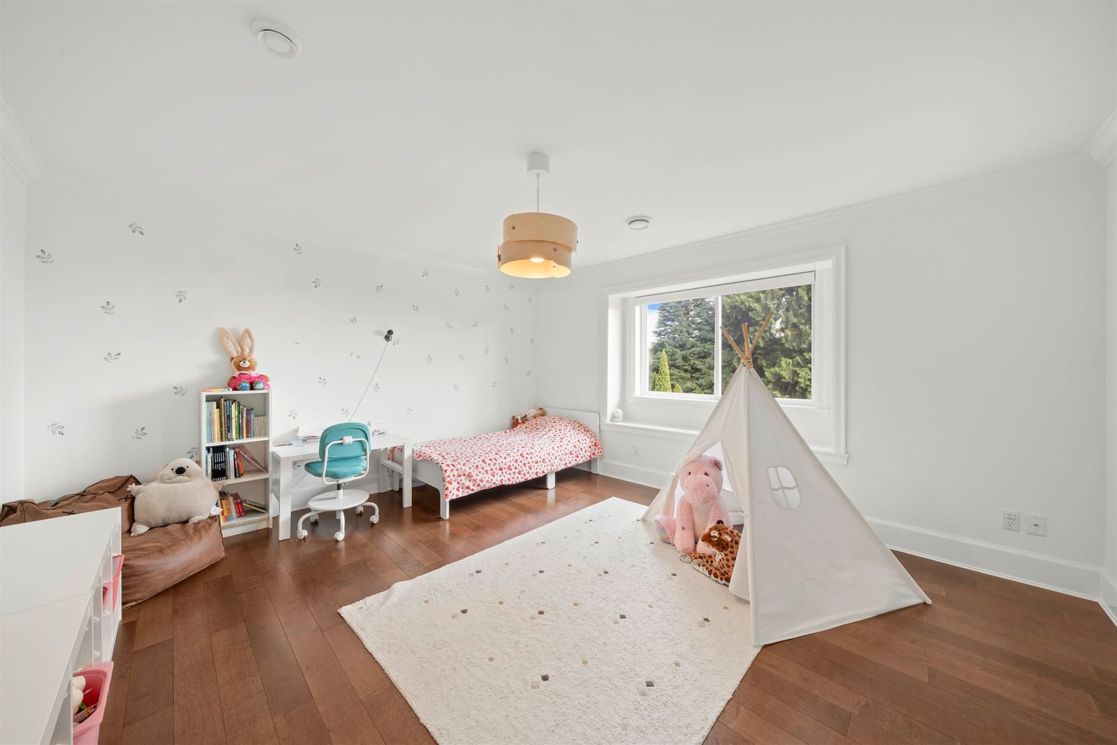 Listing Image 22