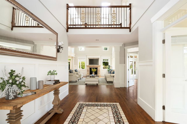 1109 Highland Drive