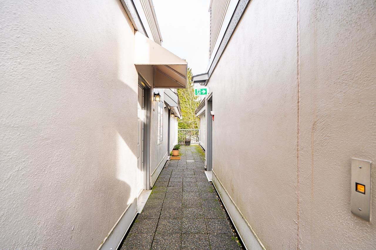 Listing Image 30
