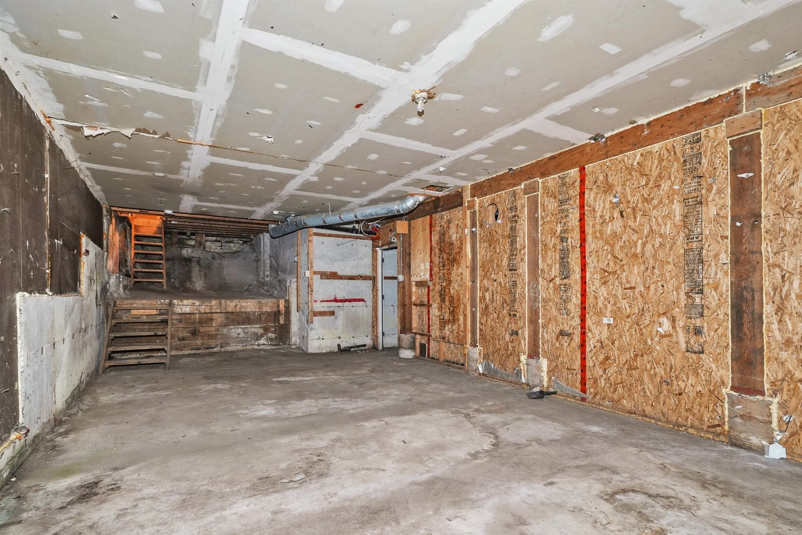 Listing Image 25