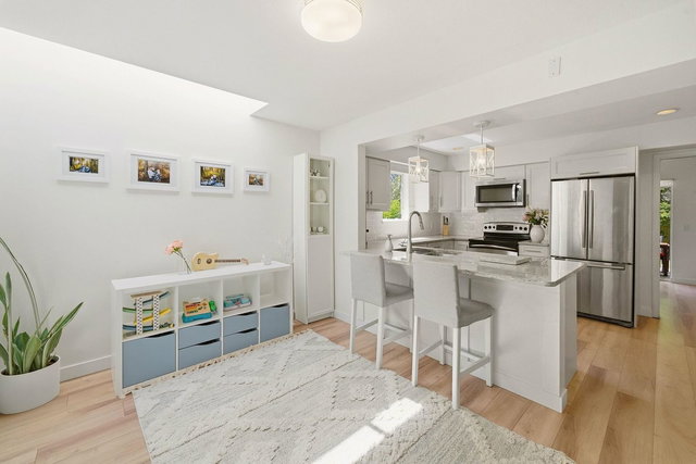 27 - 1001 Northlands Drive