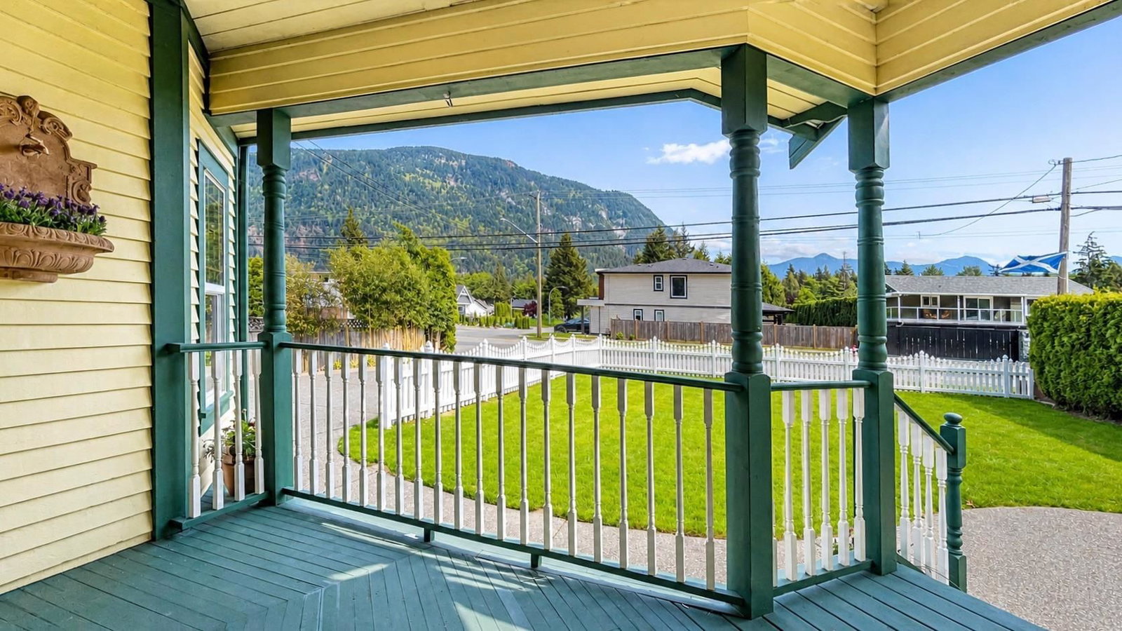 Listing Image 5