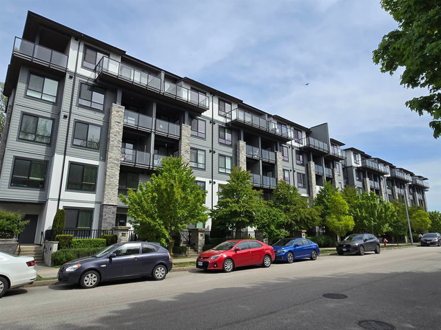 418 - 15351 101 Avenue
