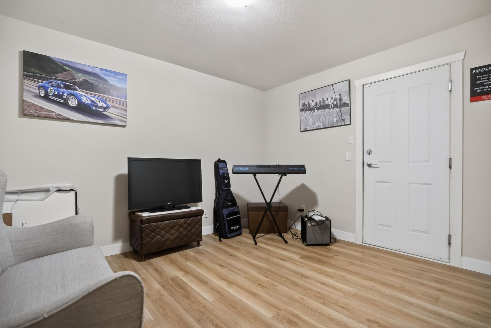 Listing Image 32