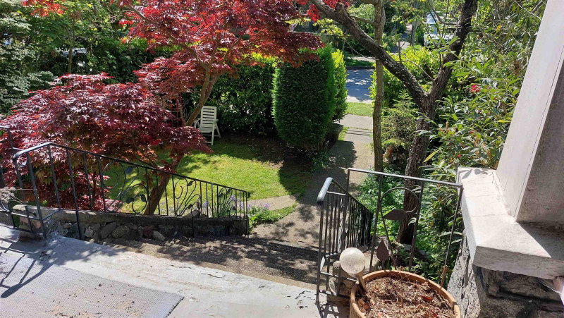 1951 Napier Street
