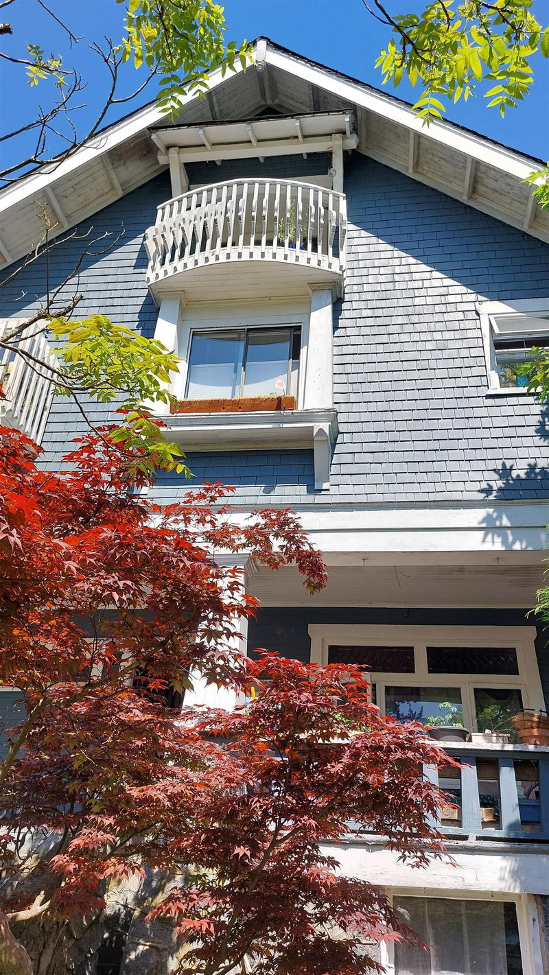 1951 Napier Street
