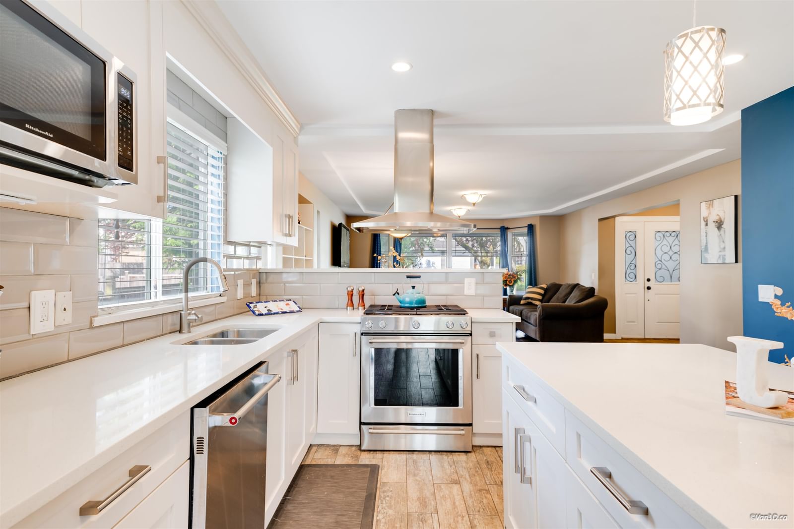 Listing Image 19