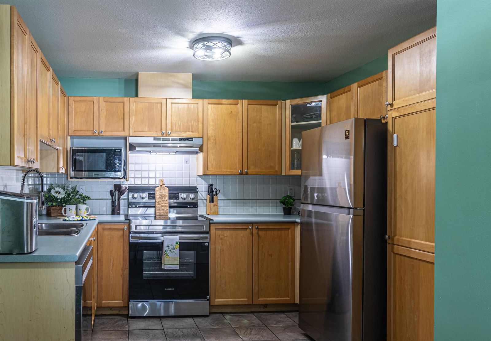 Listing Image 13