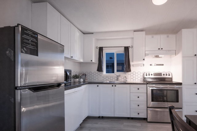 25 - 26892 Fraser Highway