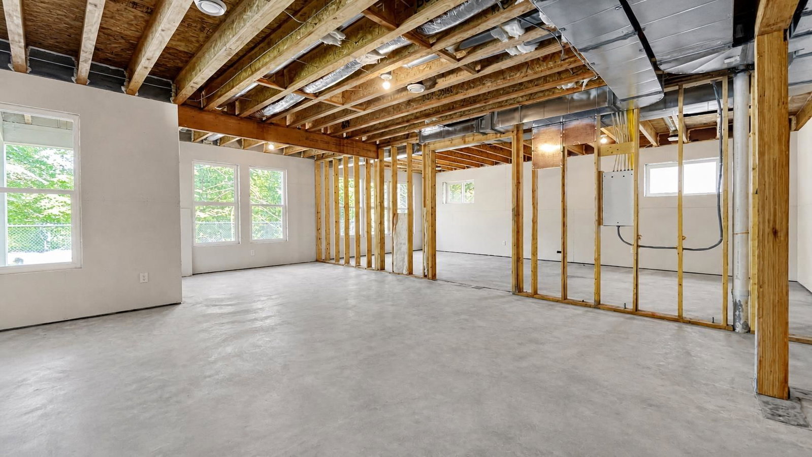 Listing Image 33
