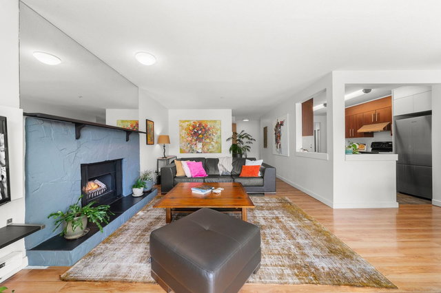 202 - 1000 Bowron Court