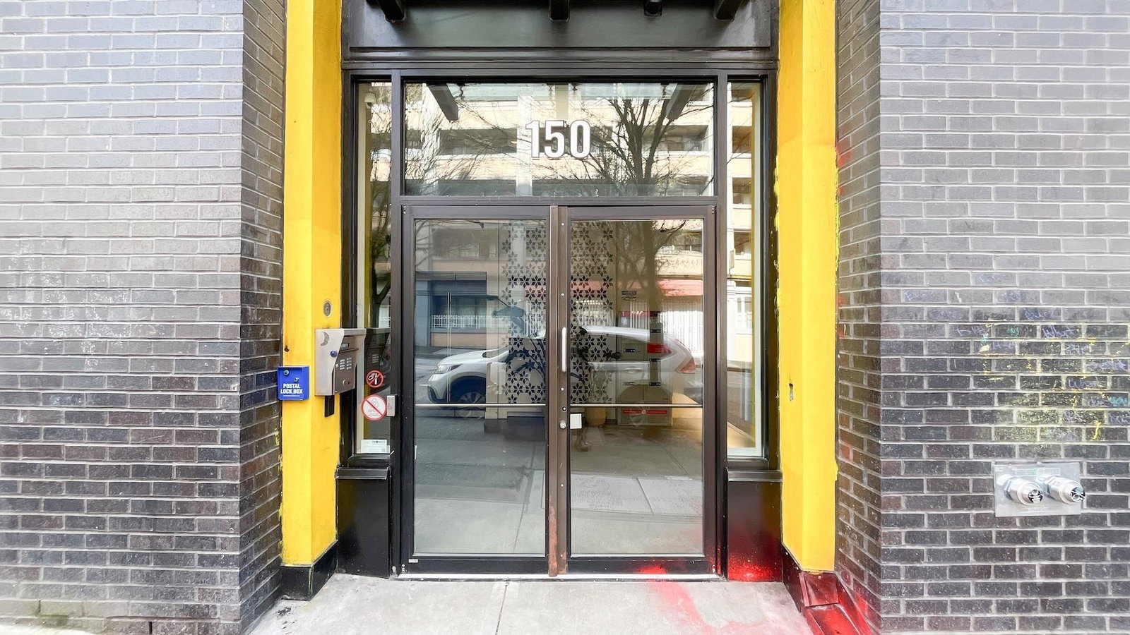 Listing Image 17