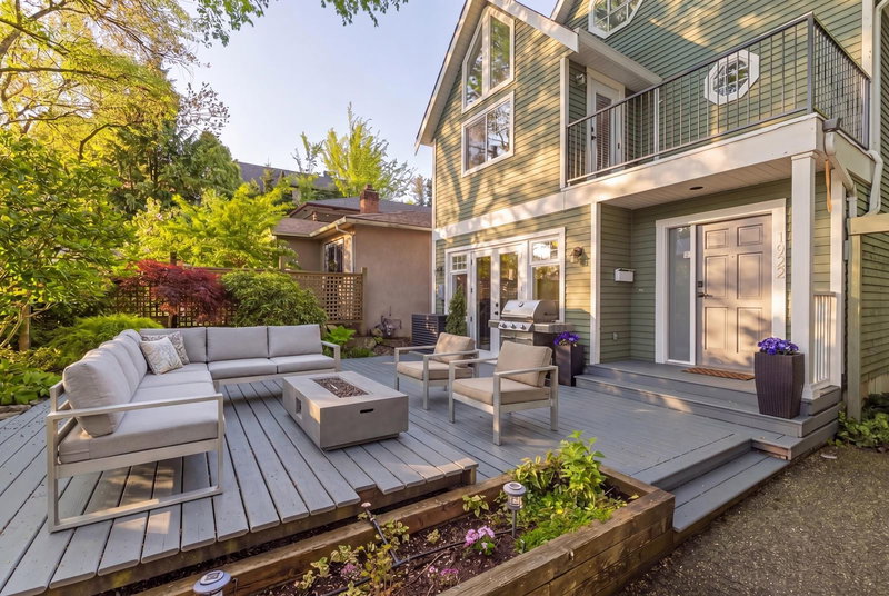 1922 6th Avenue E, Vancouver, British Columbia