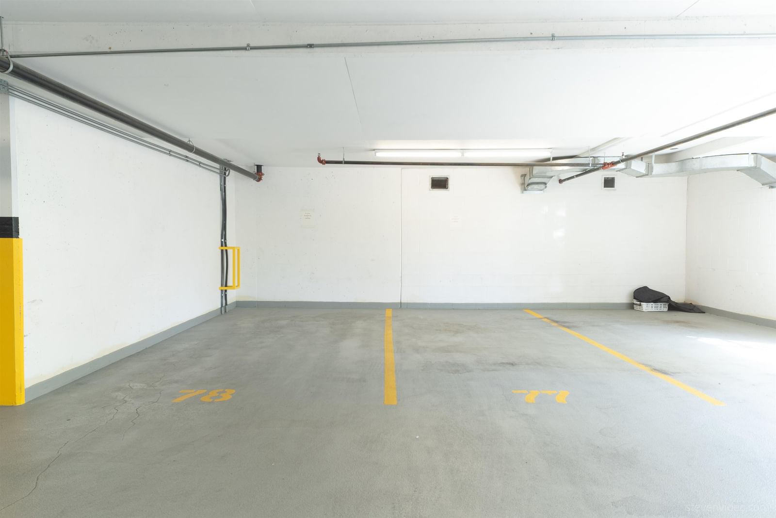 Listing Image 28
