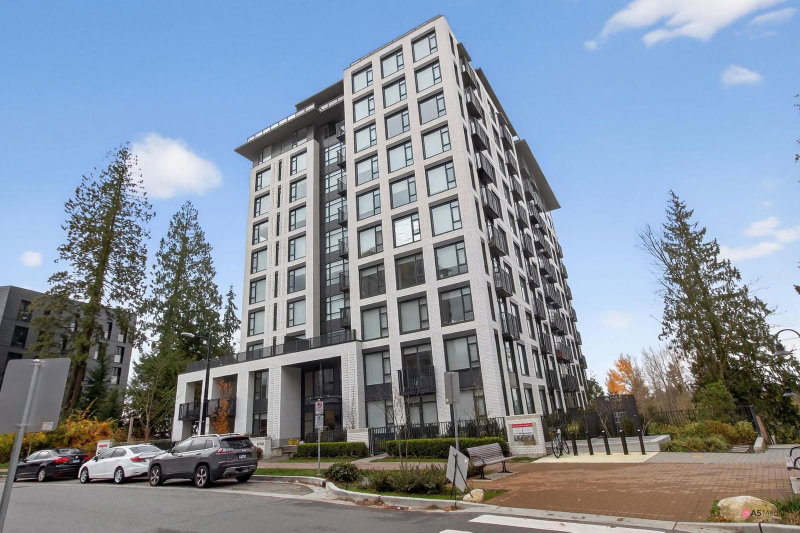 502 - 8750 University Crescent