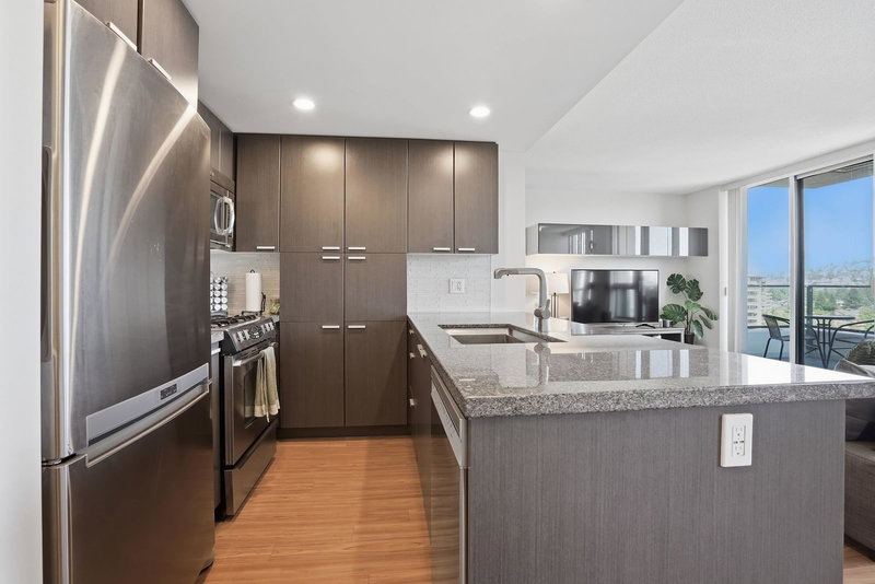 2232 Douglas Road #2605, Burnaby, British Columbia