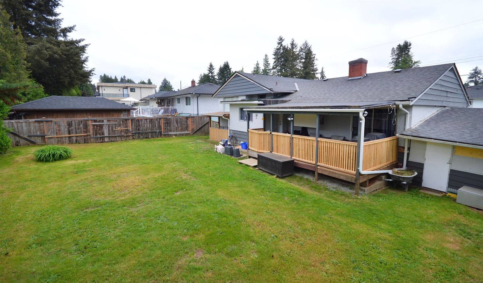 Listing Image 17