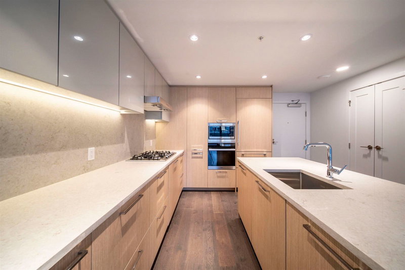 8155 Capstan Way #702, Richmond, British Columbia