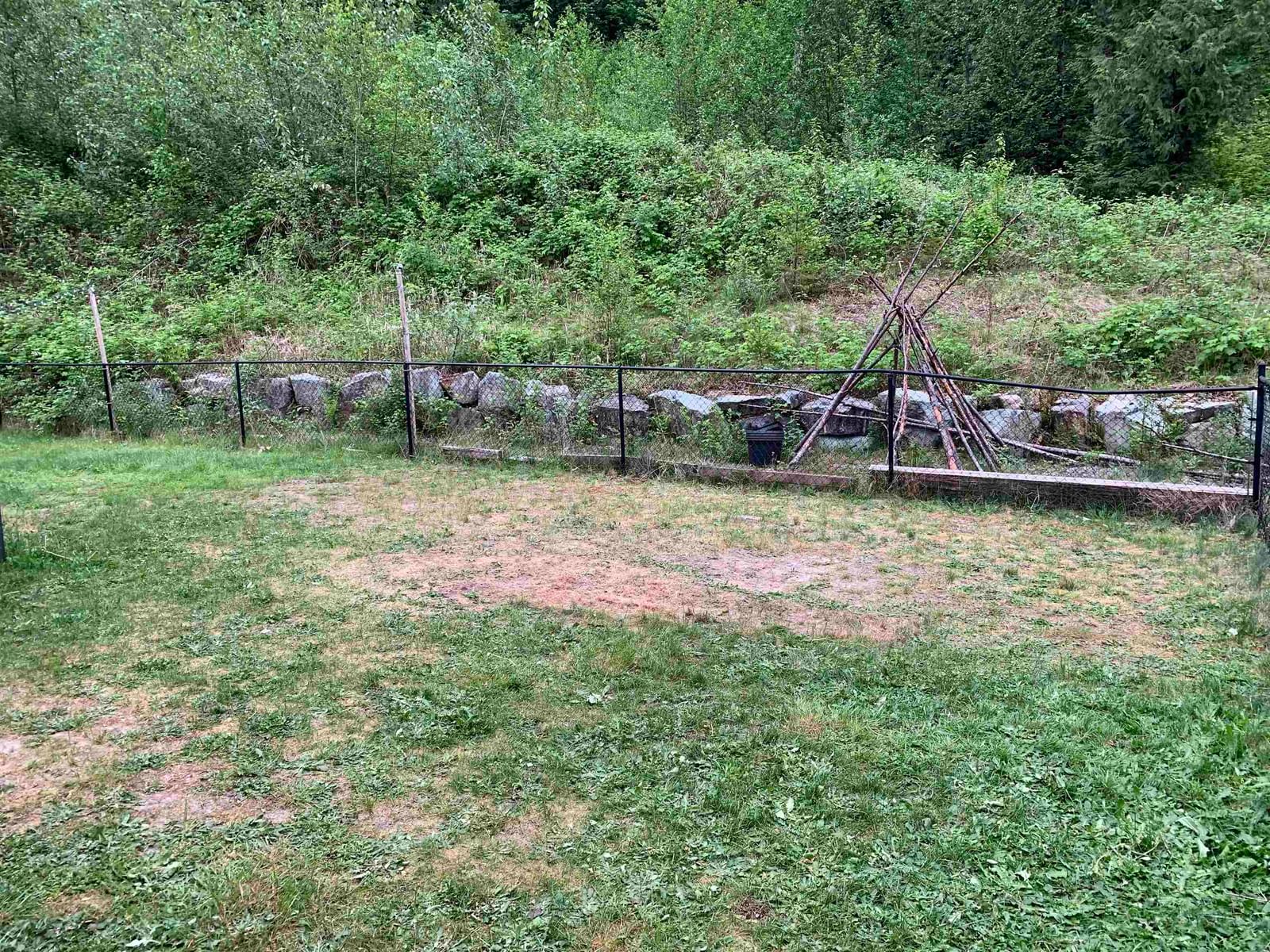 Listing Image 16