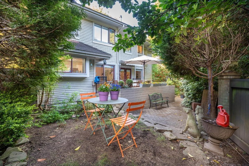 4210 Nautilus Close