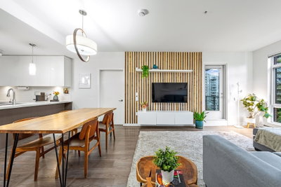 328 - 22 Royal Avenue E
